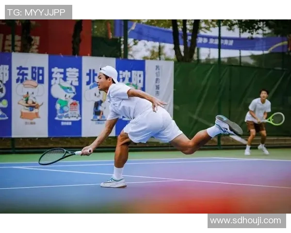 网球专题：聚焦上海网球队的配合